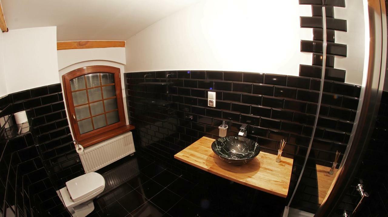 Miodosytnia Hotel Chwarszczany Kültér fotó